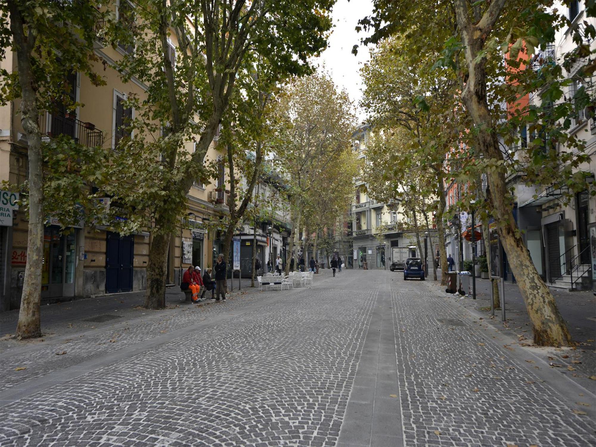 La Piazza Al Vomero Naples Luaran gambar